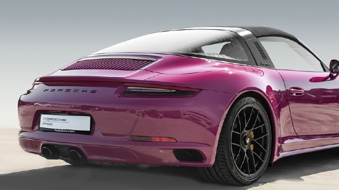 一组帅气紫色保时捷2018 Targa 4 GTS