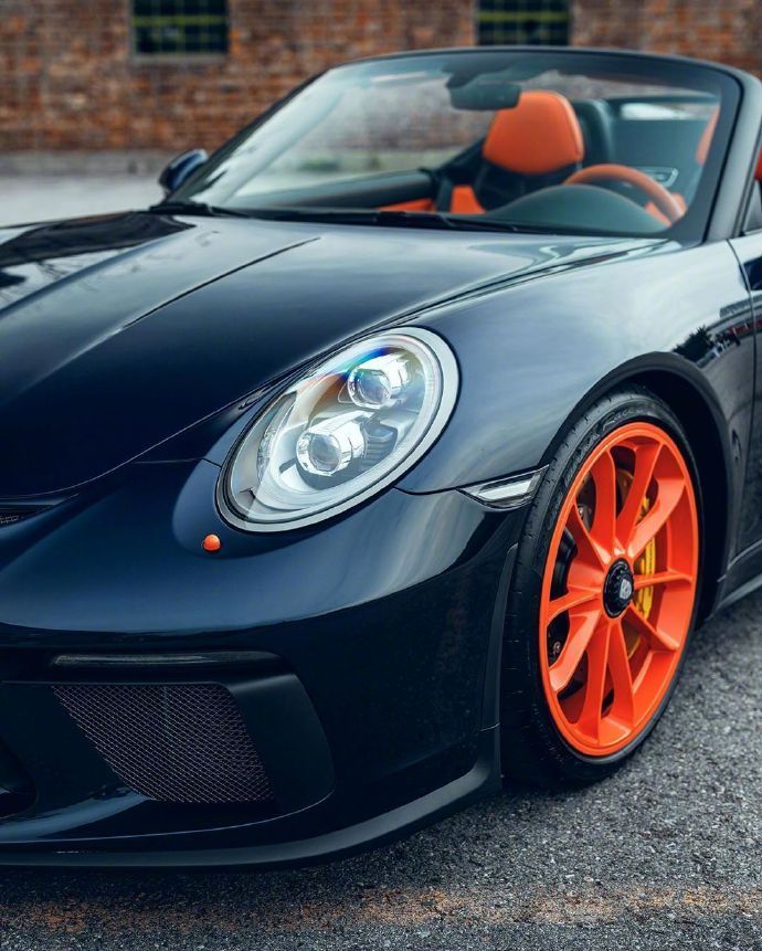 保时捷Porsche Speedster 橘色，太有型了