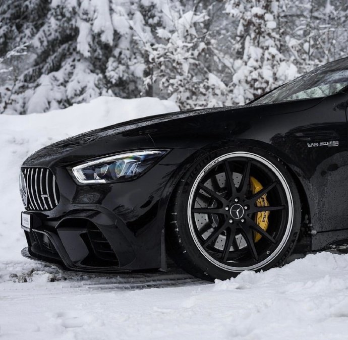 奔驰AMG GT63S雪地大片欣赏