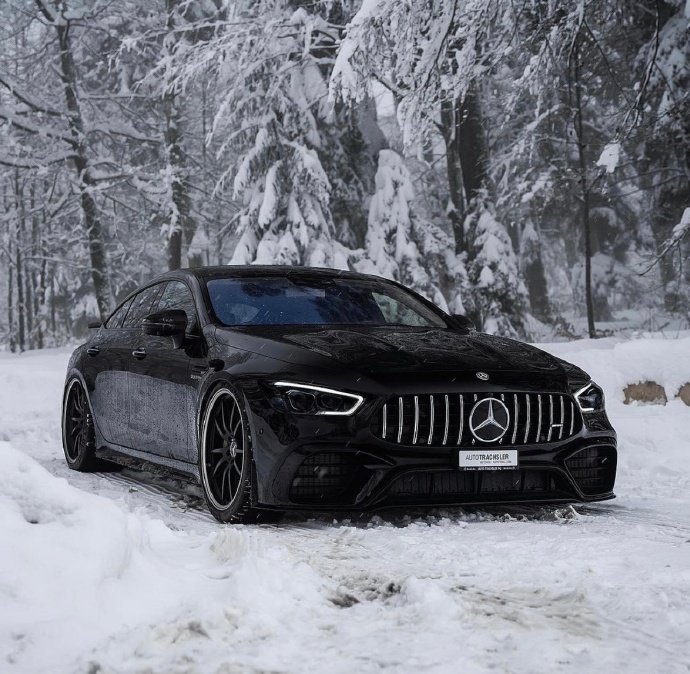 奔驰AMG GT63S雪地大片欣赏