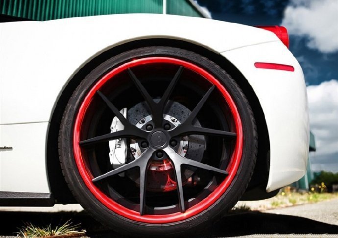 帅气的法拉利 458 via gtuu ​​​​图片欣赏