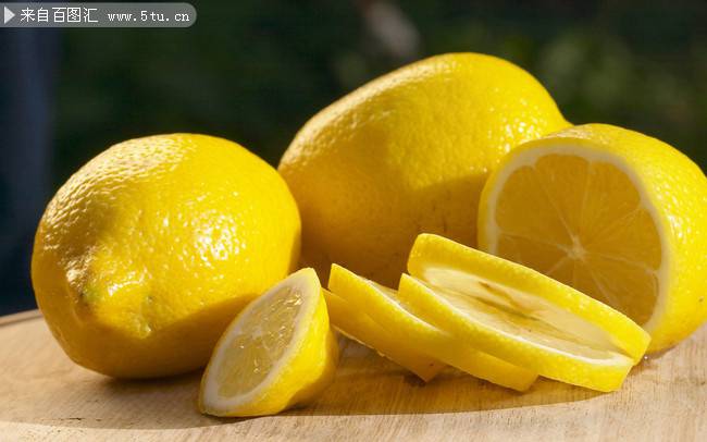消暑解渴的柠檬水果图片