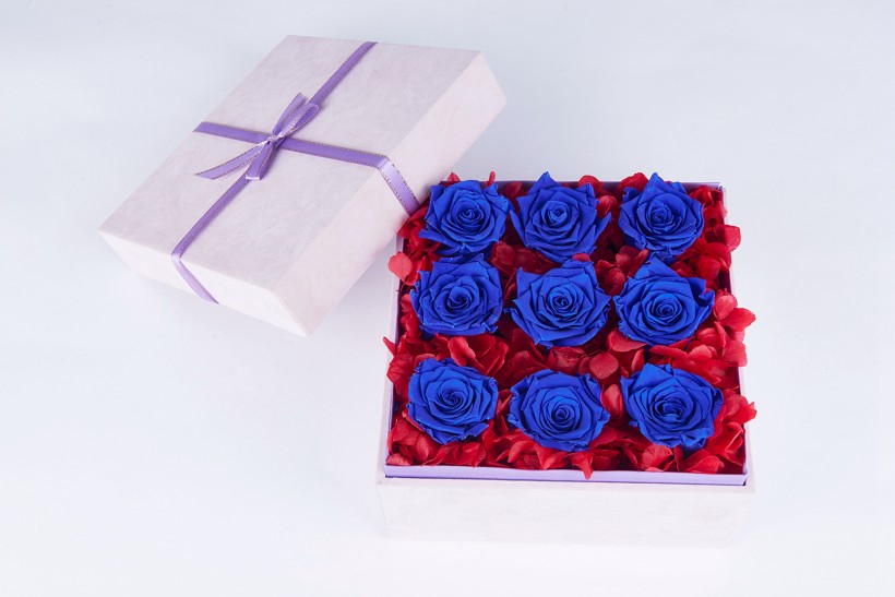 漂亮的鲜花礼盒图片