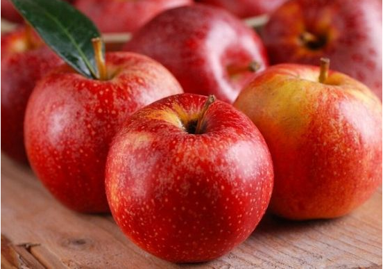 苹果每天适量吃一个也会美白 变美