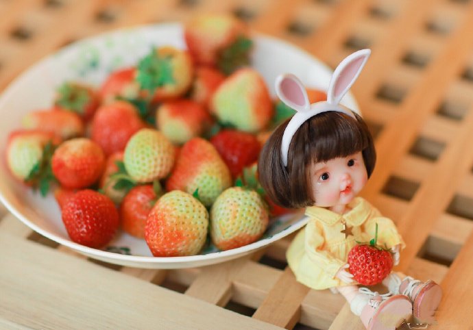 一组好看好吃的小草莓图片欣赏