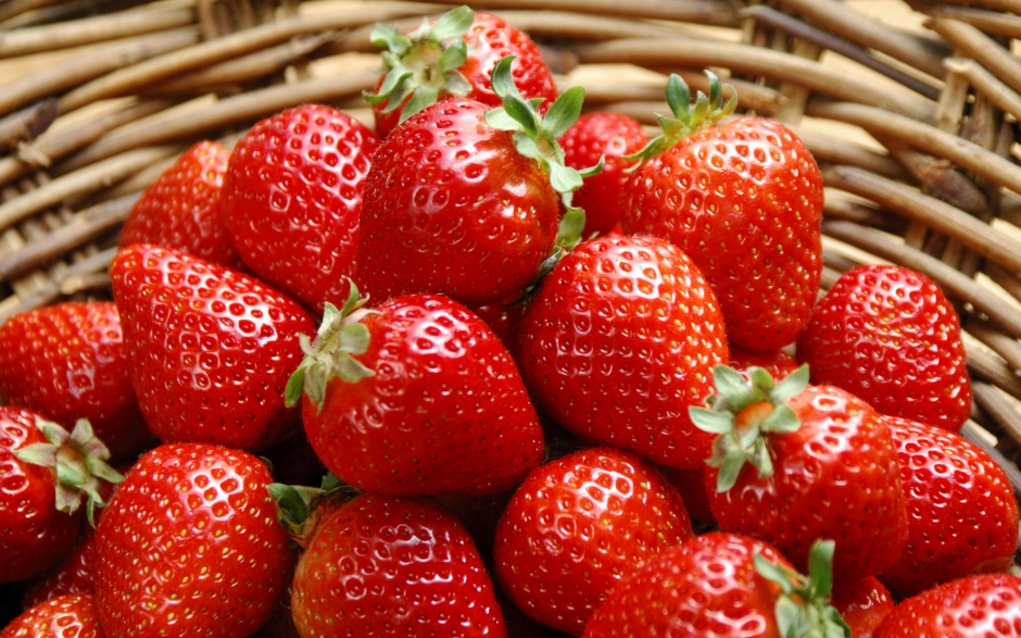 一组红红的草莓图片欣赏
