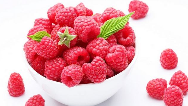 吃起来是酸酸甜甜的树莓图片