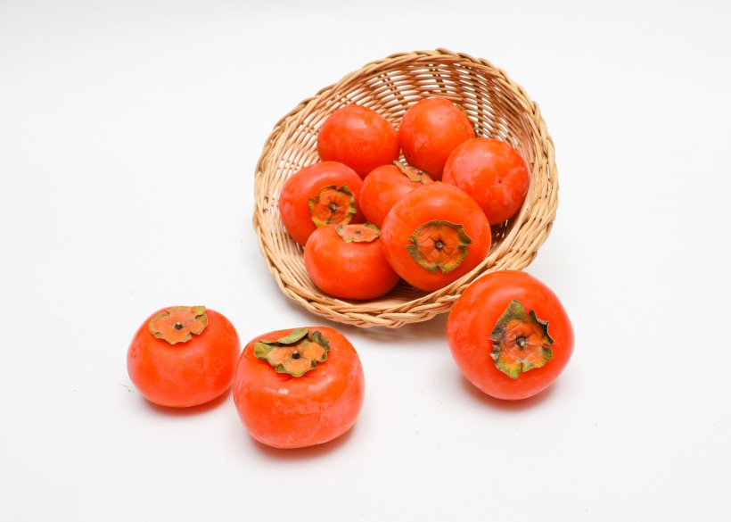 熟透的红柿子图片_软柿子图片