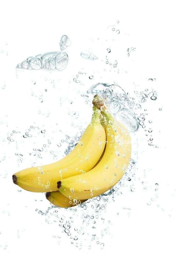 一组超有意境感的水中香蕉高清图片欣赏