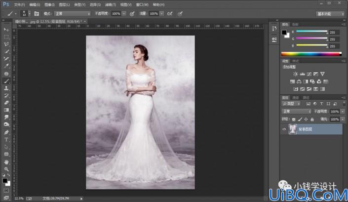 Photoshop抠婚纱教程：利用通道工具给修长美女婚纱照快速抠图。绿、