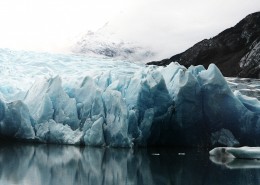寒冷的冰川图片(13张)