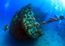 海底沉船景色图片(6张)