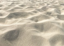 沙滩上的细沙图片(7张)