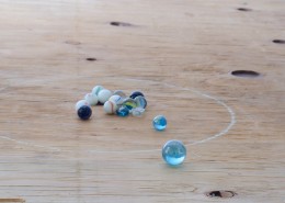 透明玻璃弹珠玩具图片(11张)