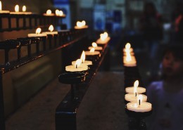 燃燒著的蠟燭圖片(12張)