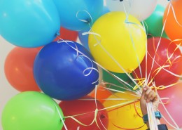 五颜六色装点气氛的气球图片(20张)