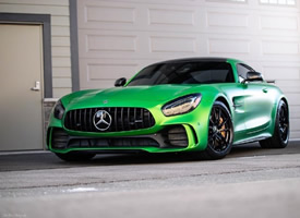 一组绿色大魔王 奔驰 AMG GT-R图片