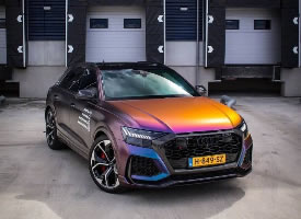 全新性能王者奥迪RS Q8 ——彩虹色涂装