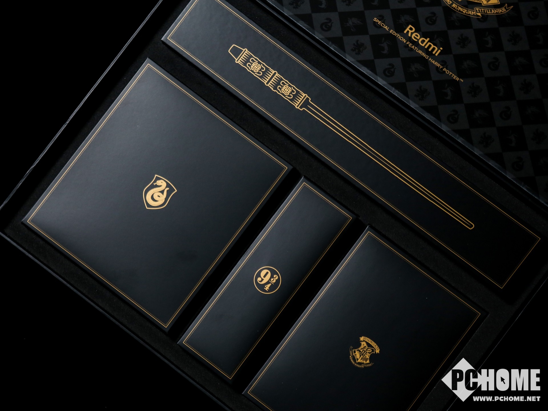 充满魔力的Redmi邀请函到手，我的魔法DNA压制不住了！