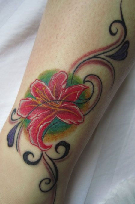 妖艷的花朵紋身 女士紋身圖案參考