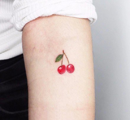 清新好看的红色樱桃纹身图案(2)