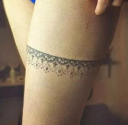 女生性感蕾丝腿环纹身图案(3)