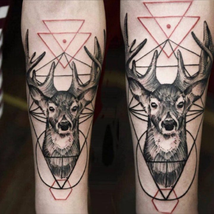 山鹿纹身图片 好看的鹿主题纹身(2)