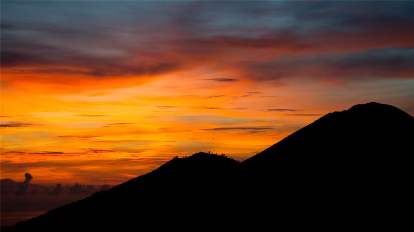 美如画的朝阳与夕阳图片