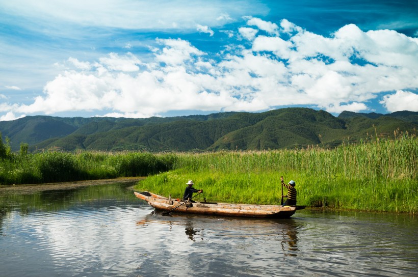 泸沽湖草海风景图片