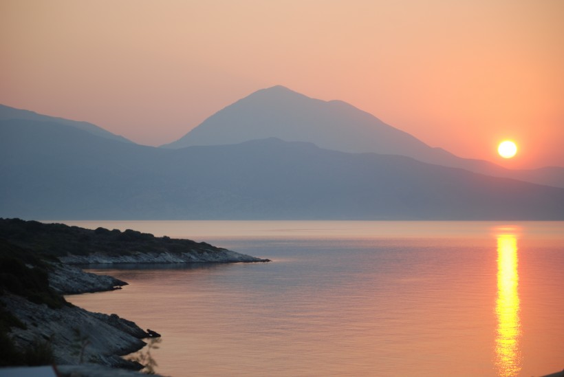 景色秀美的夕陽圖片