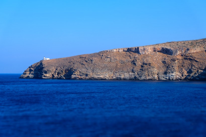 海邊礁石海岸自然風(fēng)景圖片