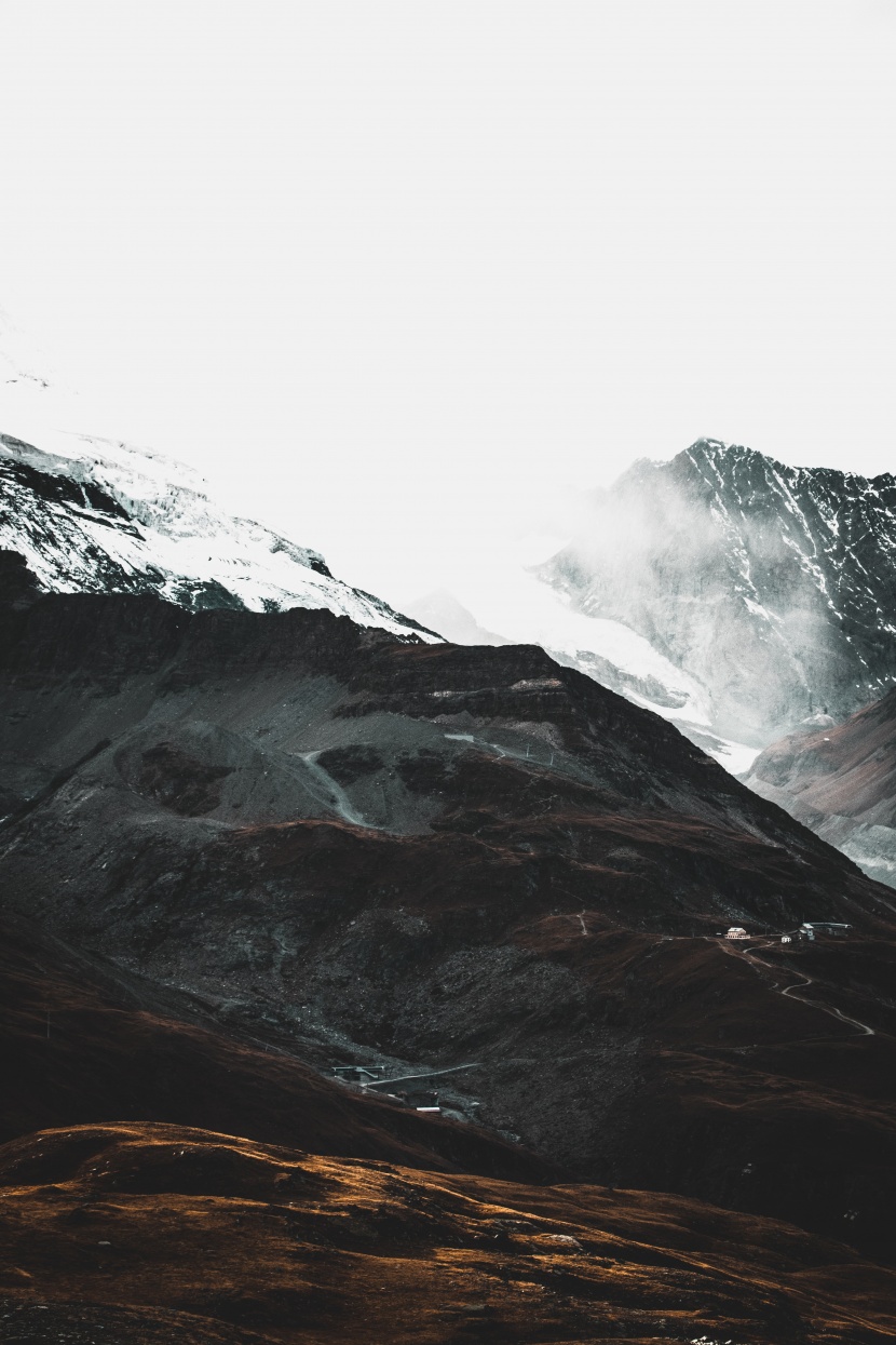 阿尔卑斯雪山风景图片