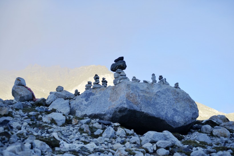 珠穆朗玛峰风景图片