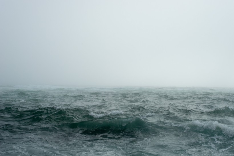 波濤涌洶的海浪風(fēng)景圖片