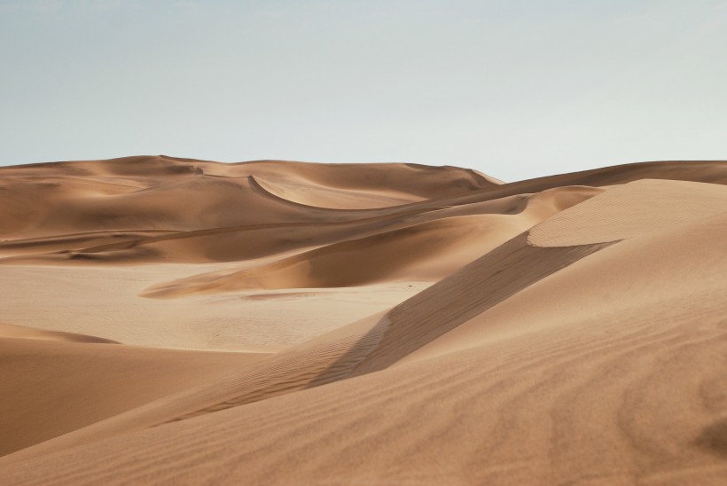 壮阔的沙漠图片
