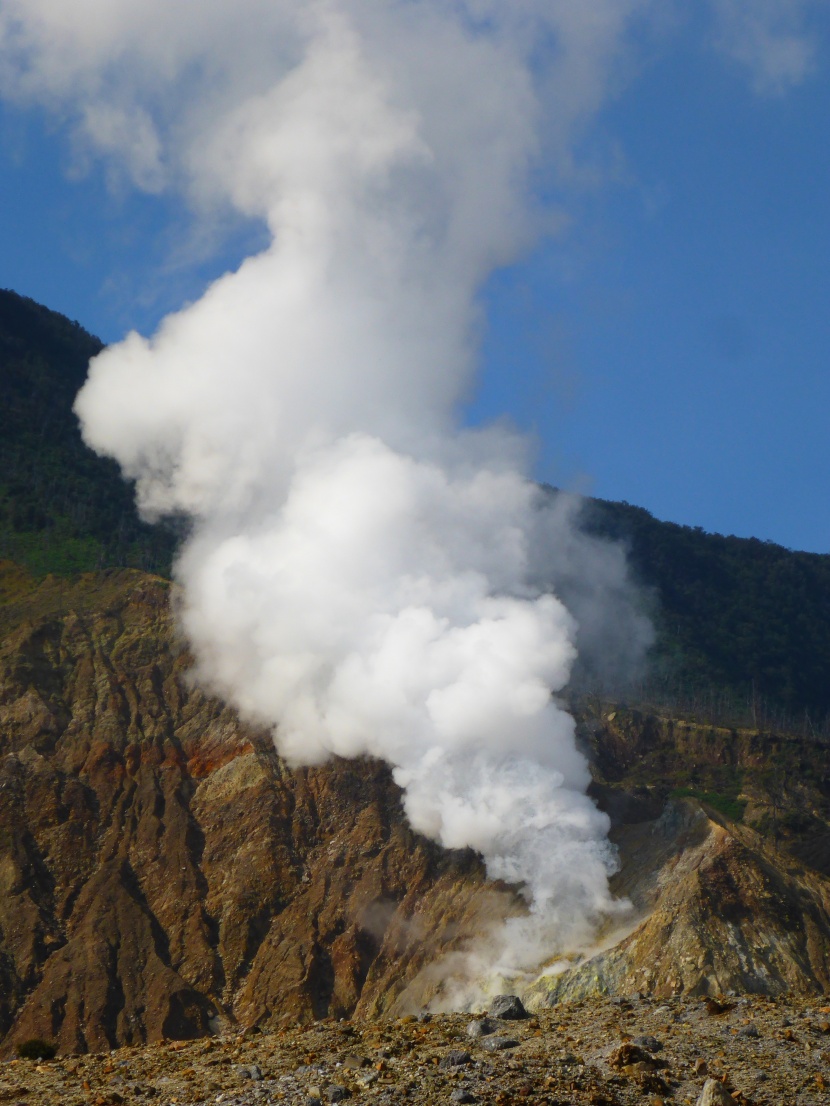 火山爆发图片