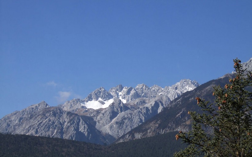 玉龙雪山图片