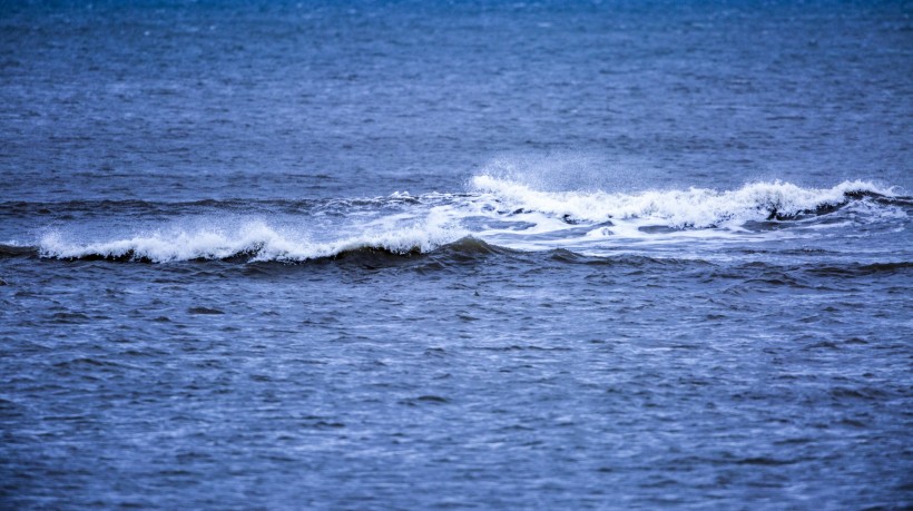 大海波浪圖片