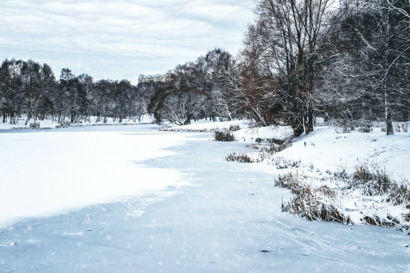 冬季冰雪景色圖片