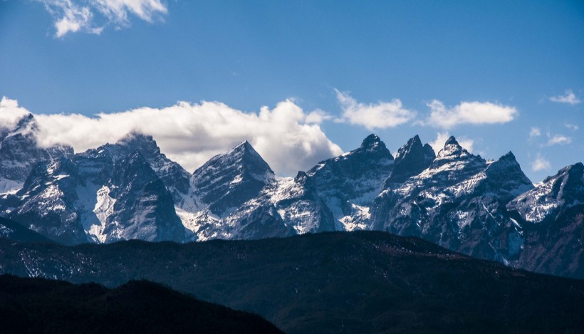 雪山風景圖片