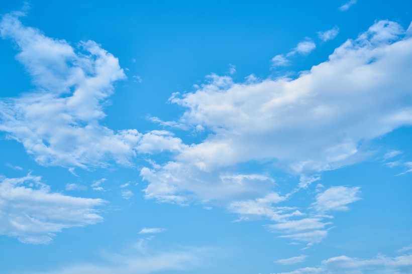 让人心情大好的蓝天白云自然风景图片