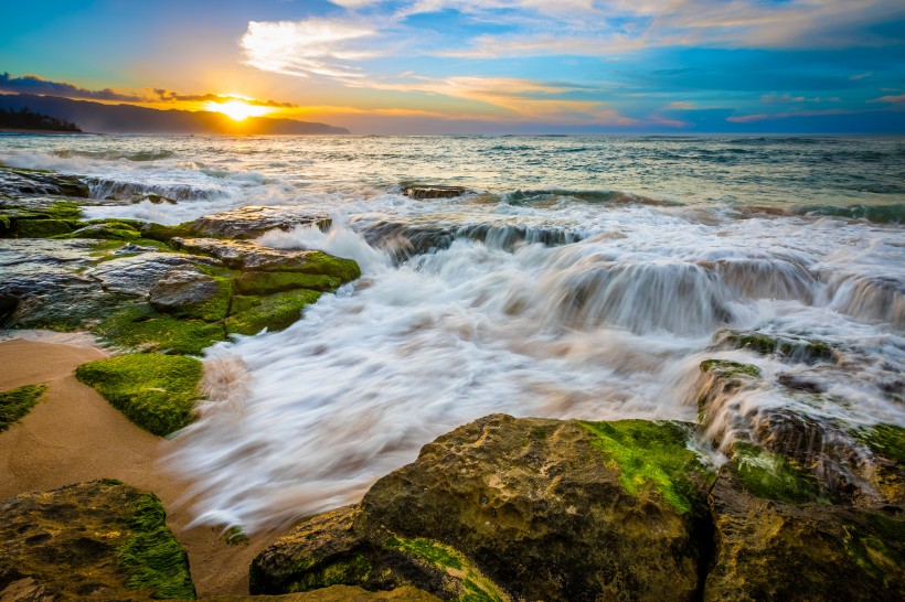 海灘夕陽景色圖片