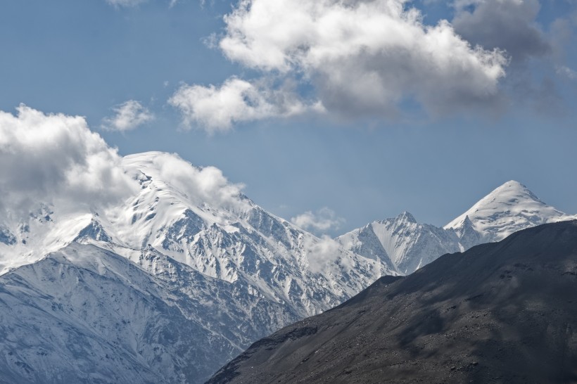 塔吉克斯坦山脉自然风景图片