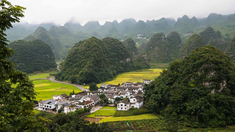 貴州萬峰林自然風(fēng)景圖片