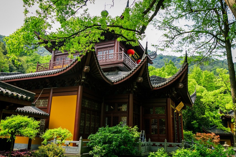 浙江杭州灵隐寺寺庙建筑风景图片