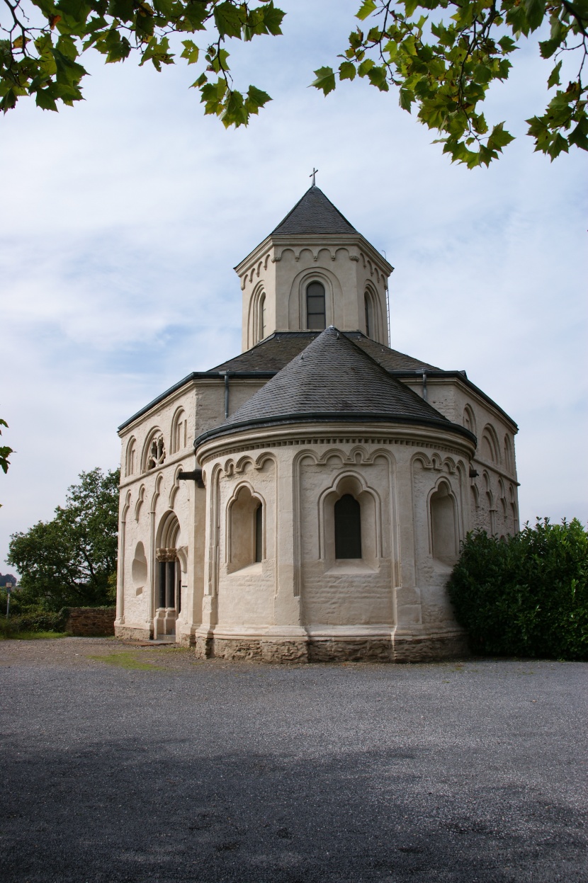 匈牙利布达佩斯马蒂亚斯教堂建筑风景图片