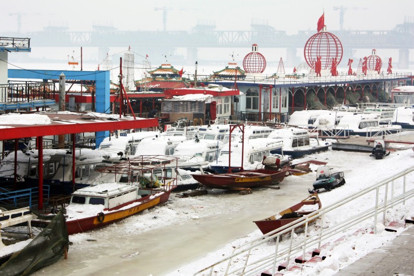 吉林长白山冬季雪景图片