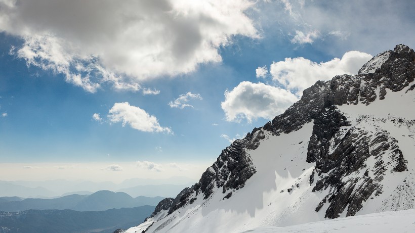 美丽的云南玉龙雪山风景图片