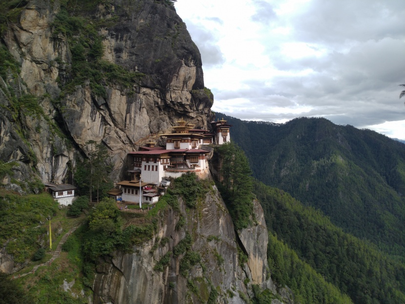 不丹虎穴寺建筑风景图片