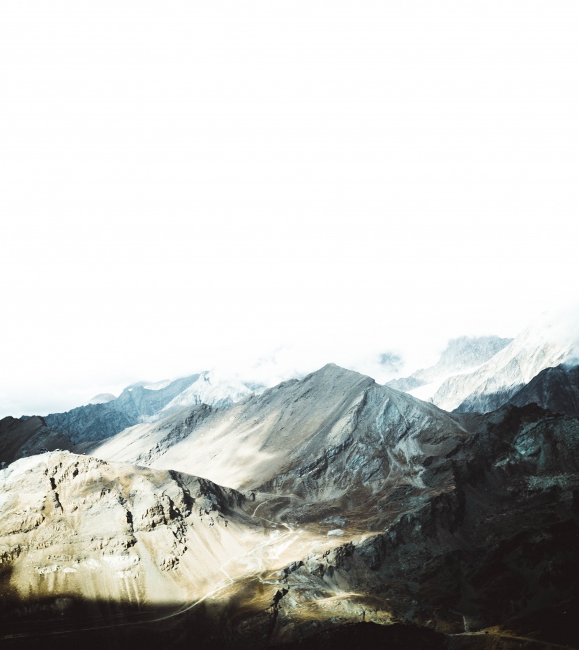 优美的阿尔卑斯山风景图片